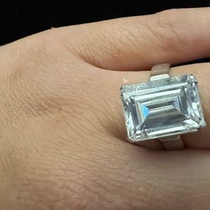 Authentic beautiful wedding vintage ring 925 silver